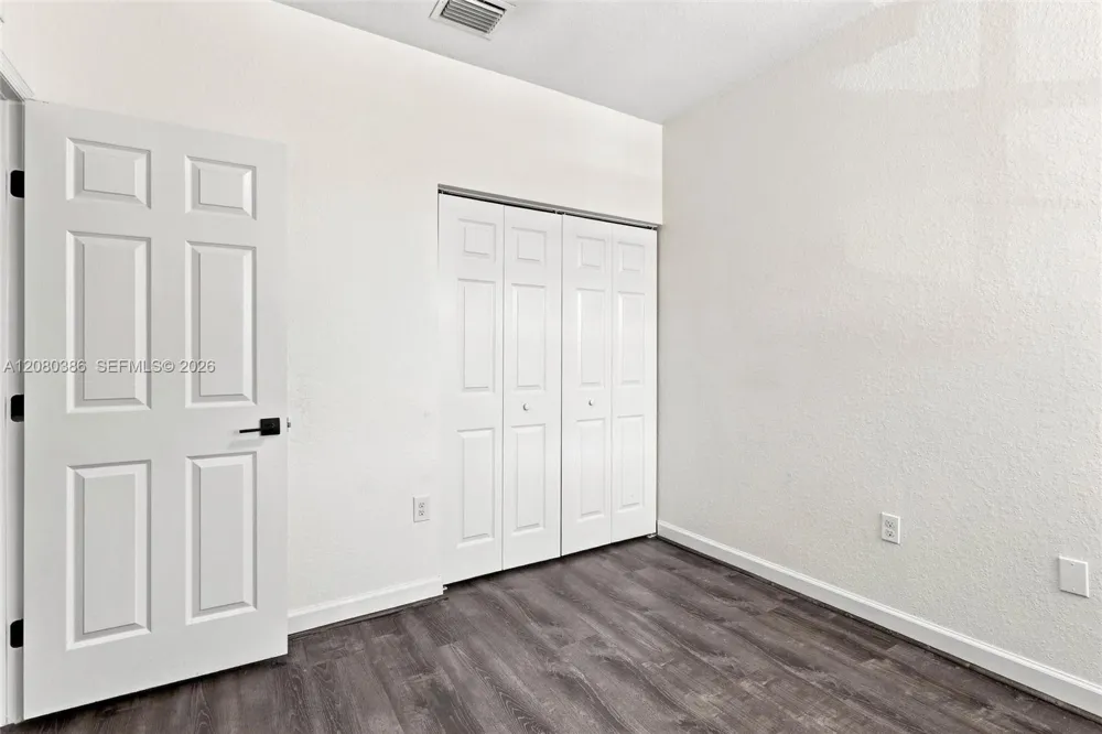 9145 SW 227th St #4 Cutler Bay, FL 33190