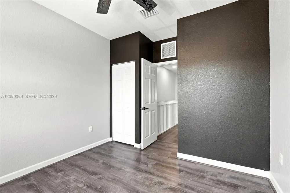 9145 SW 227th St #4 Cutler Bay, FL 33190