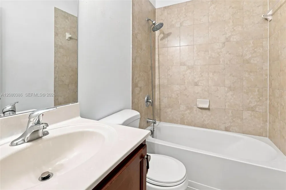9145 SW 227th St #4 Cutler Bay, FL 33190