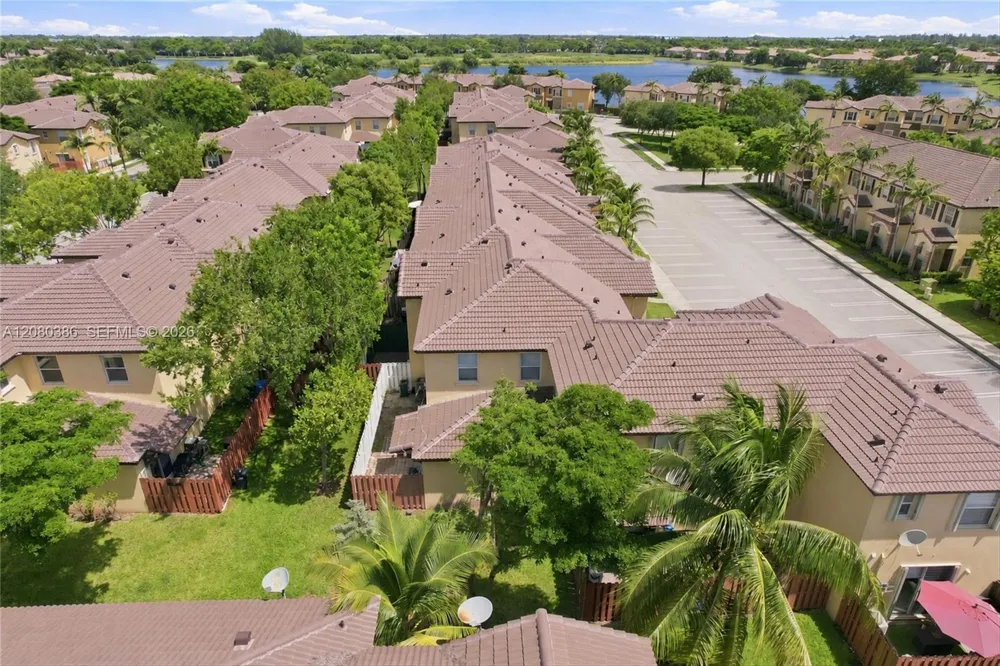 9145 SW 227th St #4 Cutler Bay, FL 33190