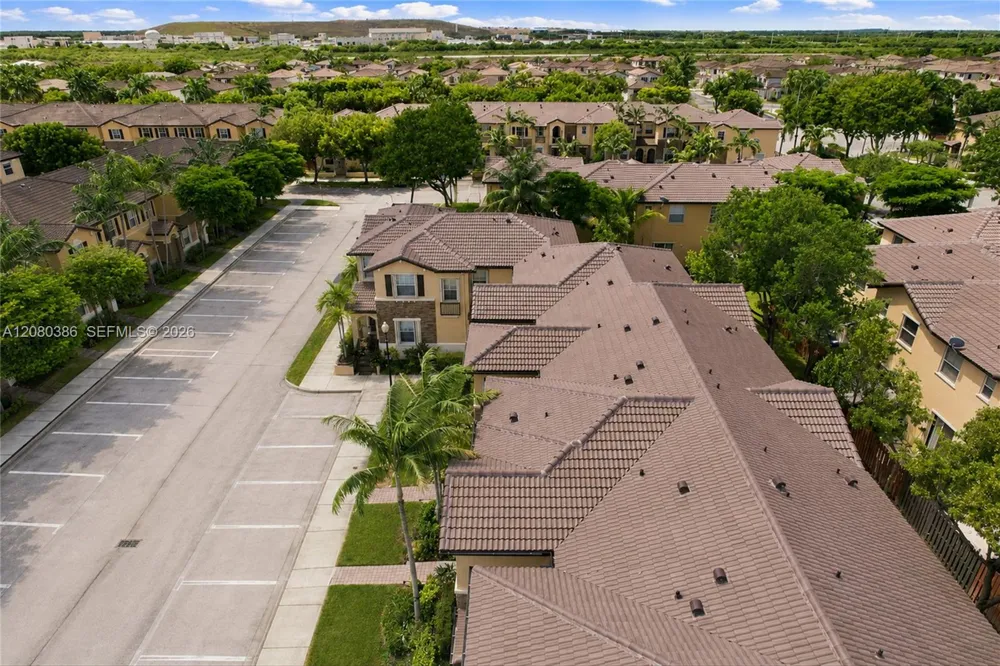 9145 SW 227th St #4 Cutler Bay, FL 33190