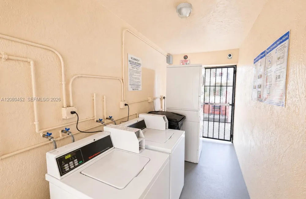 6141 W 22nd Ct #203 Hialeah, FL 33016