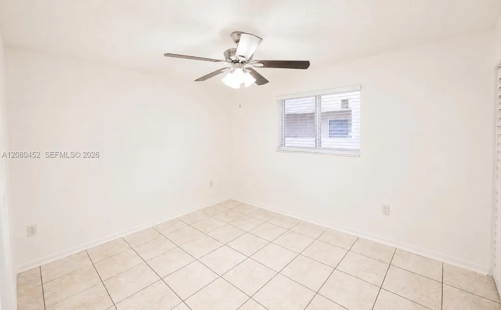 6141 W 22nd Ct #203 Hialeah, FL 33016