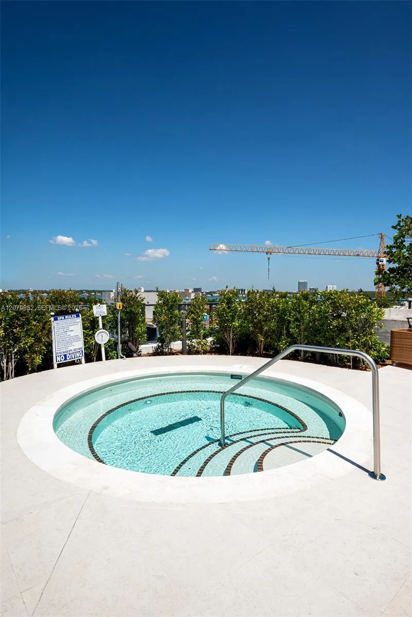 1176 97th St #704 Bay Harbor Islands, FL 33154