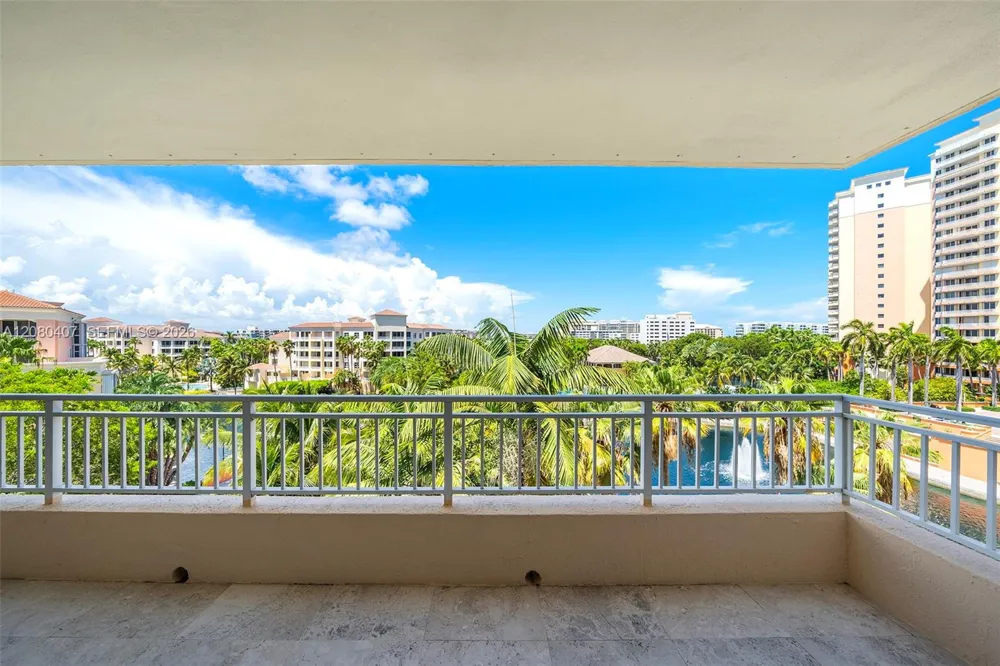 765 Crandon Blvd #507 Key Biscayne, FL 33149