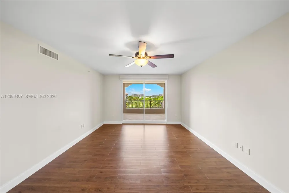 765 Crandon Blvd #507 Key Biscayne, FL 33149