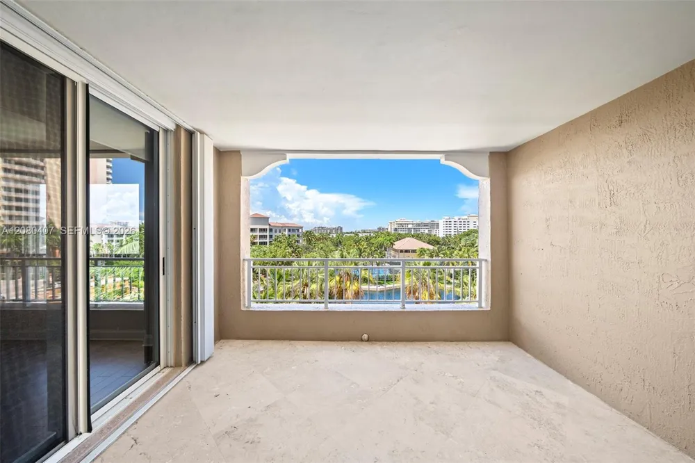 765 Crandon Blvd #507 Key Biscayne, FL 33149