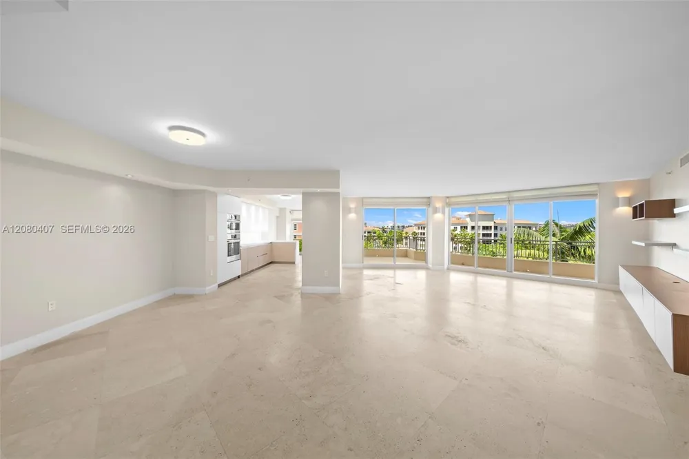 765 Crandon Blvd #507 Key Biscayne, FL 33149