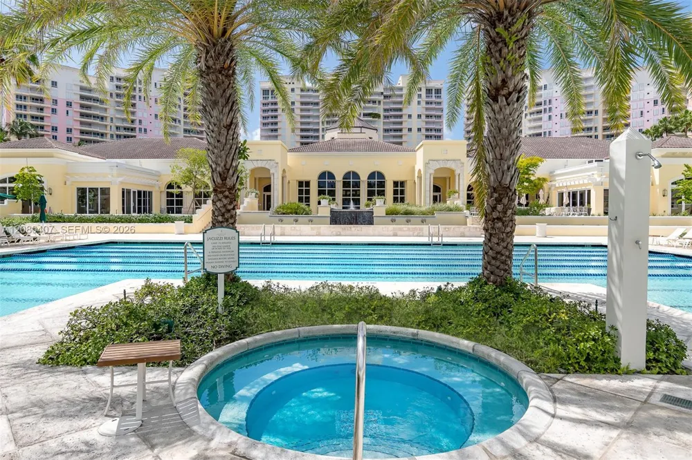 765 Crandon Blvd #507 Key Biscayne, FL 33149