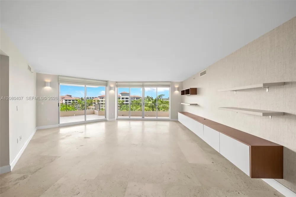 765 Crandon Blvd #507 Key Biscayne, FL 33149