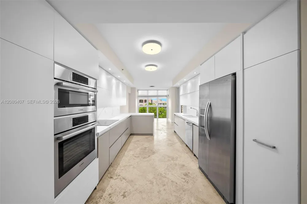 765 Crandon Blvd #507 Key Biscayne, FL 33149
