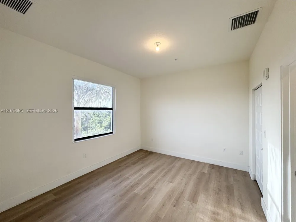 8015 NW 104th Ave #25 Doral, FL 33178