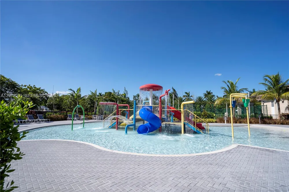 8015 NW 104th Ave #25 Doral, FL 33178