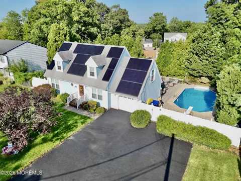 1060 Old Freehold Road