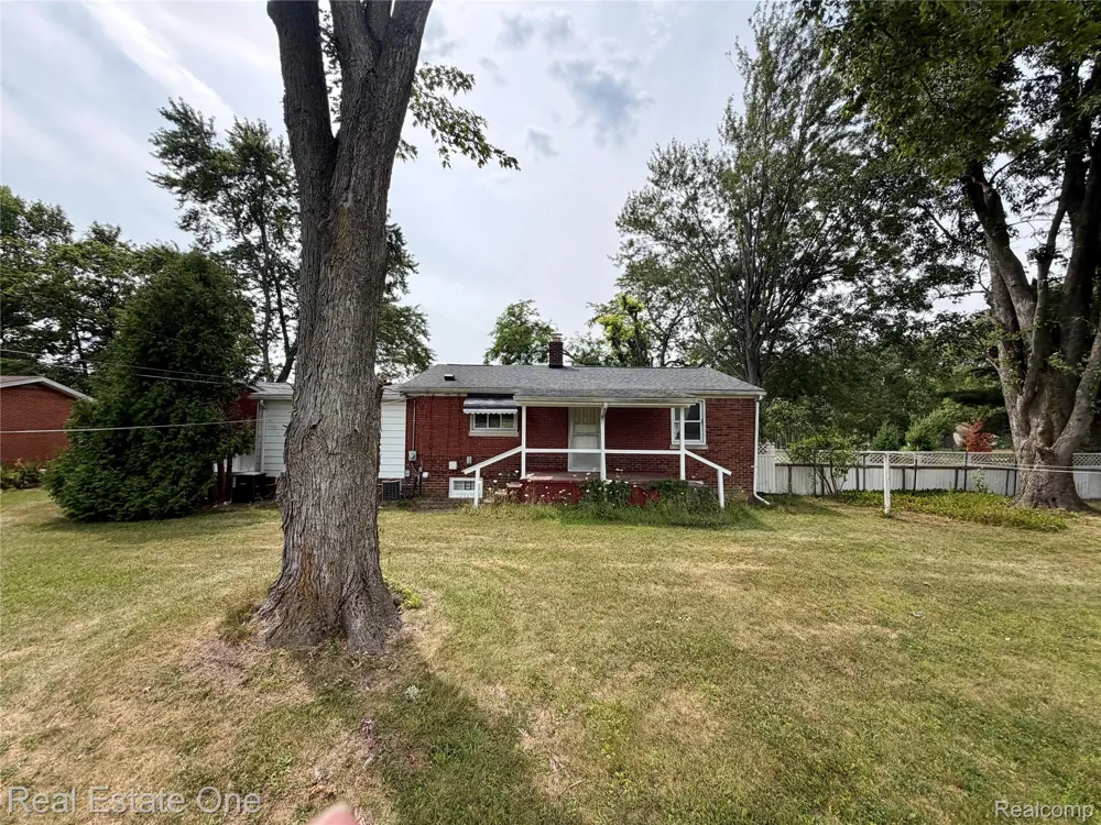 4985 Denton Road Canton Charter Township, MI 48188