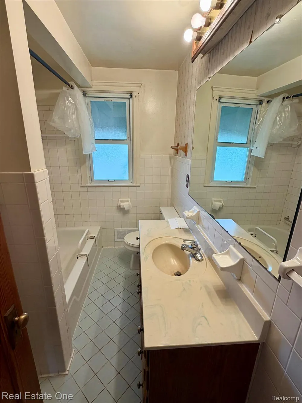 4985 Denton Road Canton Charter Township, MI 48188
