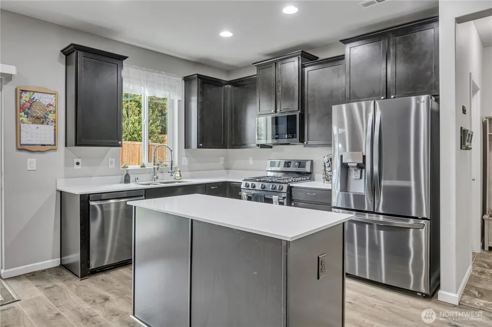 963 Bondgard Avenue Enumclaw, WA 98022