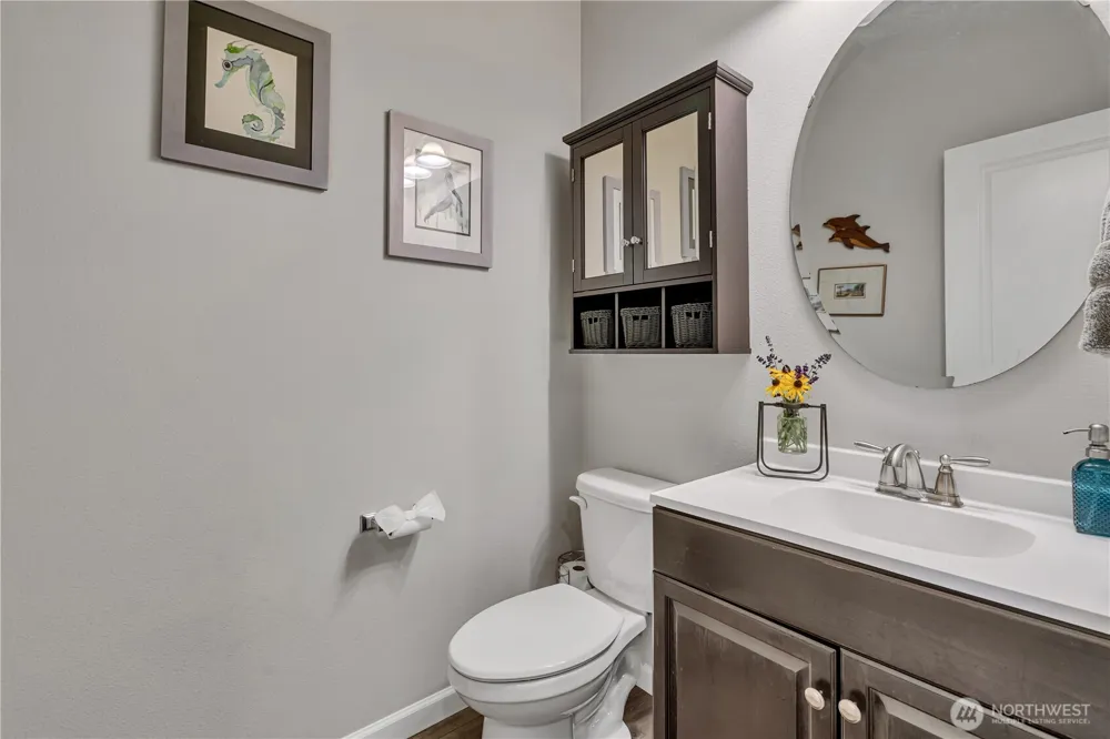 963 Bondgard Avenue Enumclaw, WA 98022