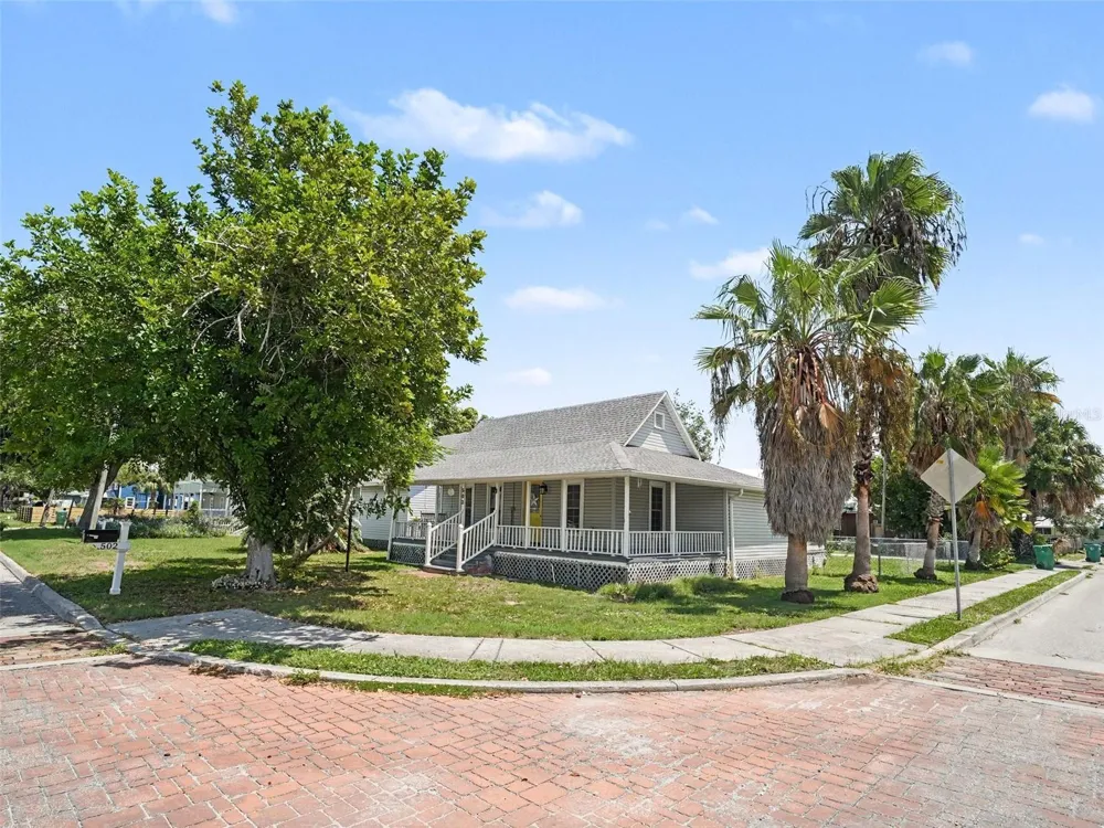 502 7TH AVENUE W Palmetto, FL 34221