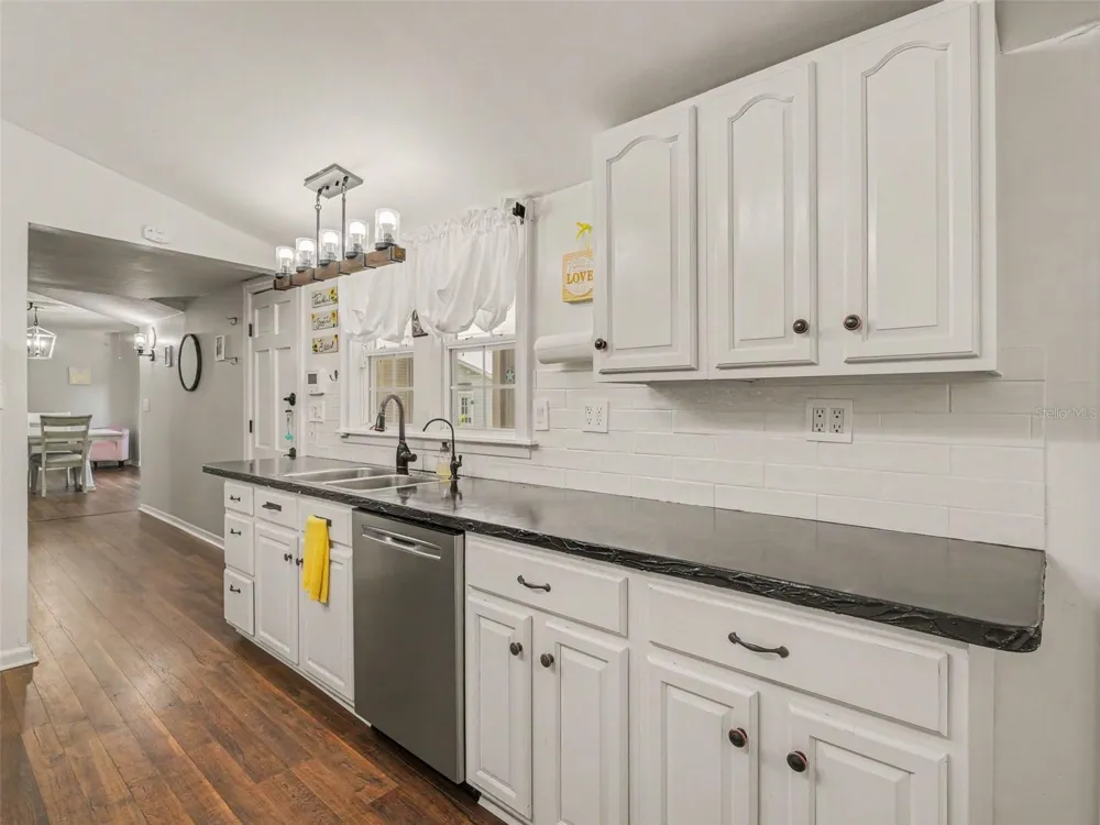 502 7TH AVENUE W Palmetto, FL 34221