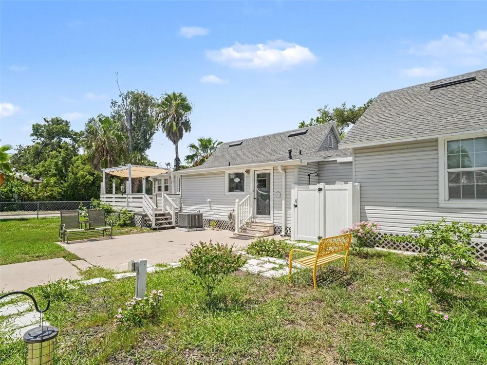 502 7TH AVENUE W Palmetto, FL 34221