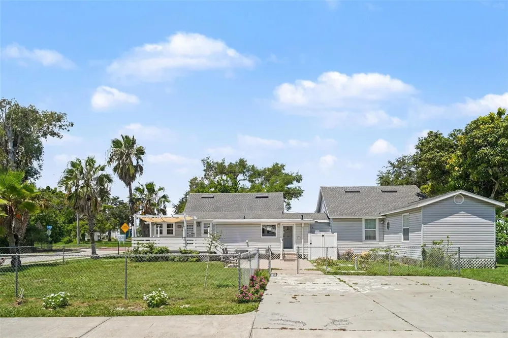 502 7TH AVENUE W Palmetto, FL 34221