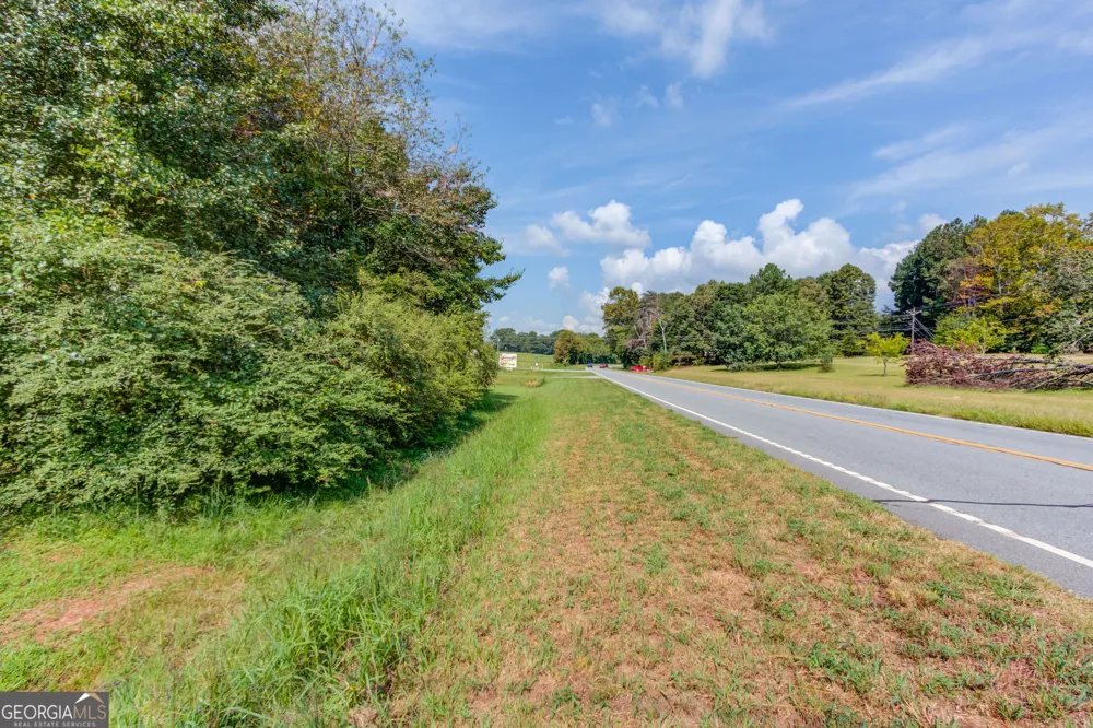 10154 Duncan Bridge RD Cleveland, GA 30528