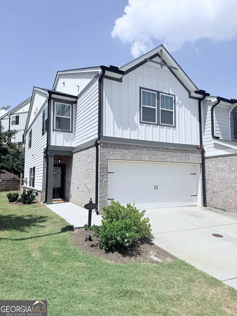 1326 Vayda CT Marietta, GA 30066