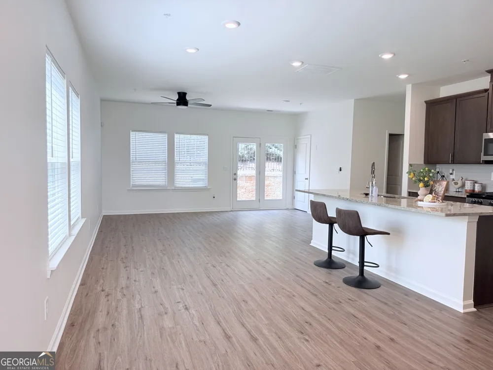 1326 Vayda CT Marietta, GA 30066