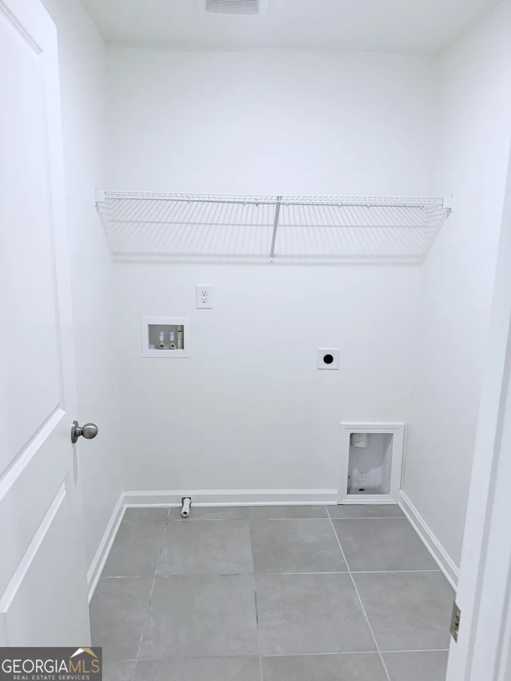 1326 Vayda CT Marietta, GA 30066