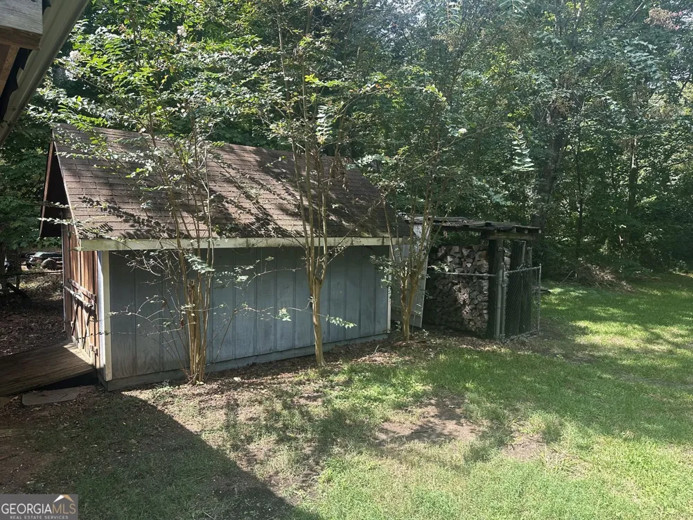 2473 Whispering Pines DR SW Grayson, GA 30017