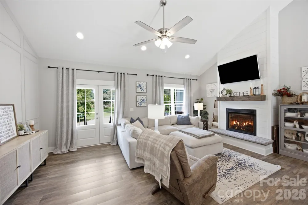 301 Pinehurst Drive Kings Mountain, NC 28086