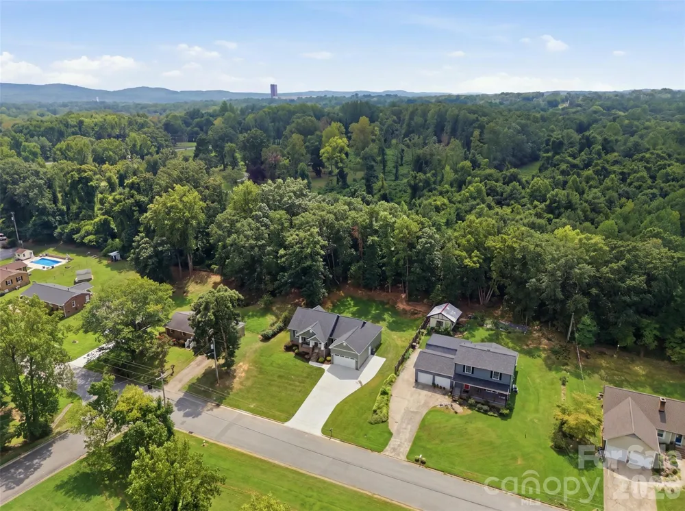 301 Pinehurst Drive Kings Mountain, NC 28086