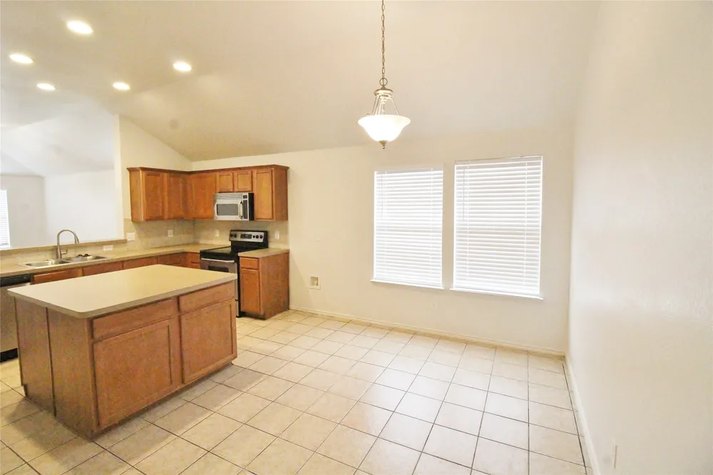 3256 Fluvia Grand Prairie, TX 75054