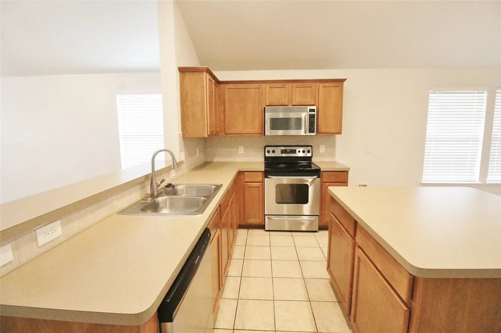 3256 Fluvia Grand Prairie, TX 75054