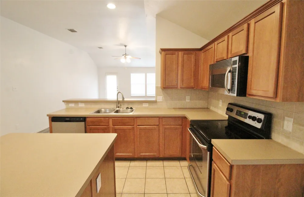 3256 Fluvia Grand Prairie, TX 75054