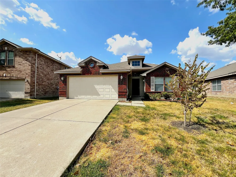 3256 Fluvia Grand Prairie, TX 75054