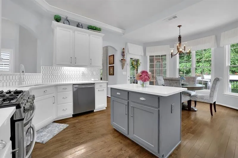 850 Lake Medlock Drive Alpharetta, GA 30022
