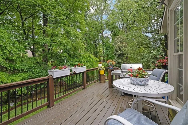 850 Lake Medlock Drive Alpharetta, GA 30022