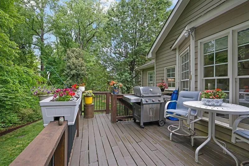 850 Lake Medlock Drive Alpharetta, GA 30022
