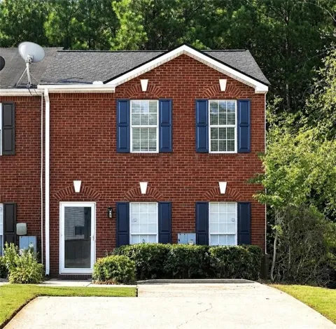 5735 Strathmoor Manor Circle