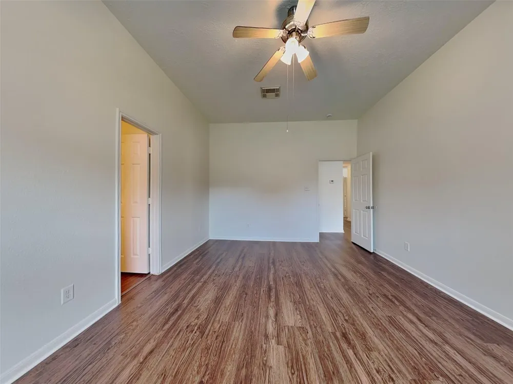 32007 Annice Lane Pinehurst, TX 77362