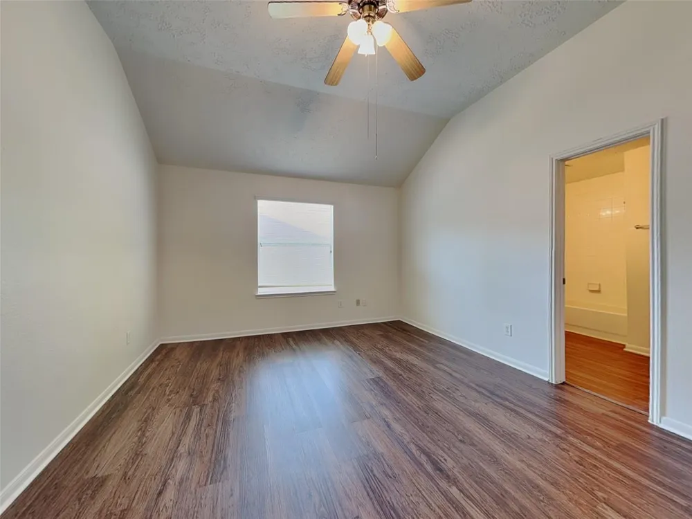 32007 Annice Lane Pinehurst, TX 77362