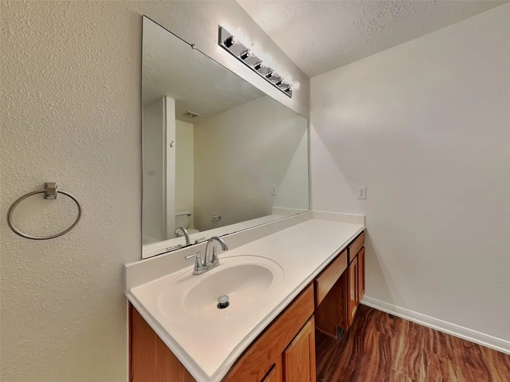 32007 Annice Lane Pinehurst, TX 77362