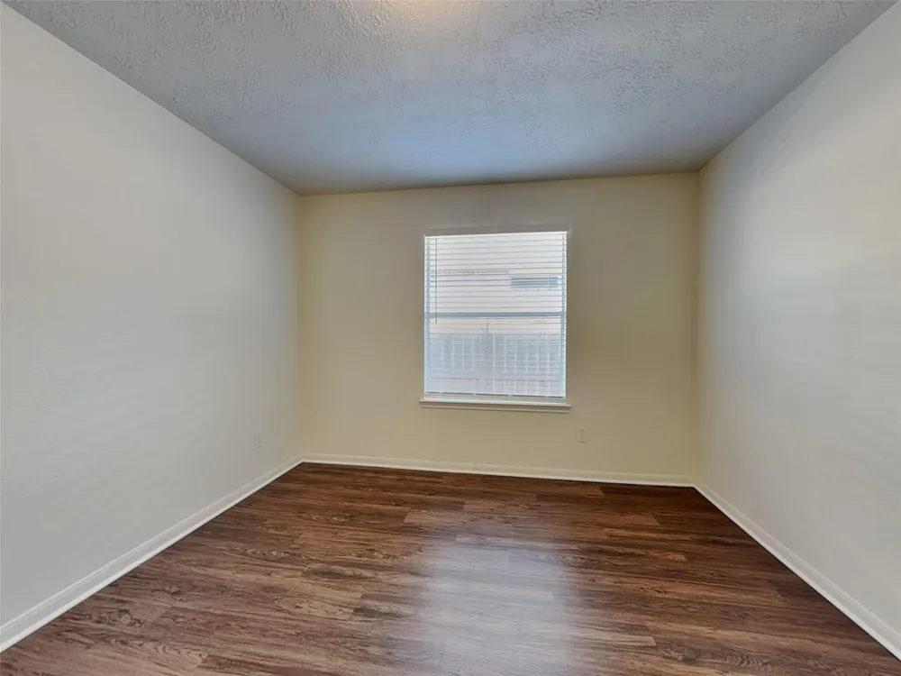 32007 Annice Lane Pinehurst, TX 77362