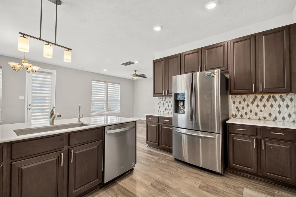 10214 Pinewood Fox Drive Houston, TX 77080