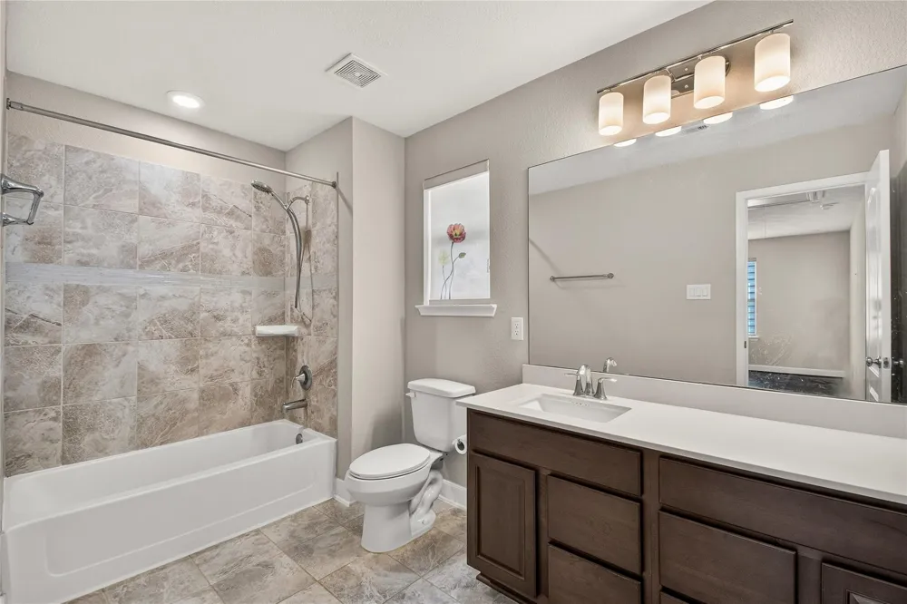 10214 Pinewood Fox Drive Houston, TX 77080