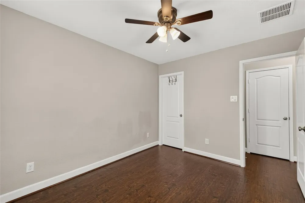 10214 Pinewood Fox Drive Houston, TX 77080
