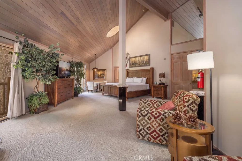 42290 Heavenly Valley Big Bear Lake, CA 92315