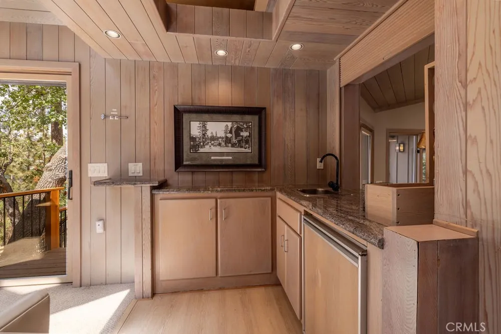 42290 Heavenly Valley Big Bear Lake, CA 92315